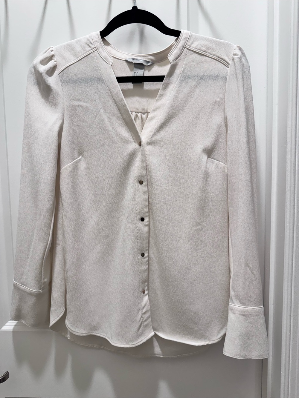 H&M Ivory V-Neck Button-Front Blouse with Subtle Puff Sleeves